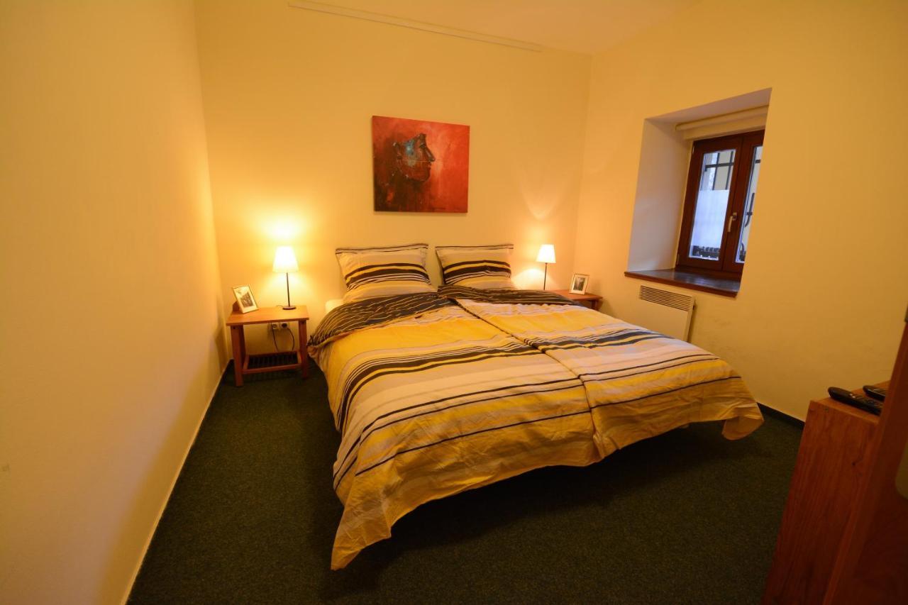 Penzion Art Kutna Hora Bed & Breakfast Luaran gambar